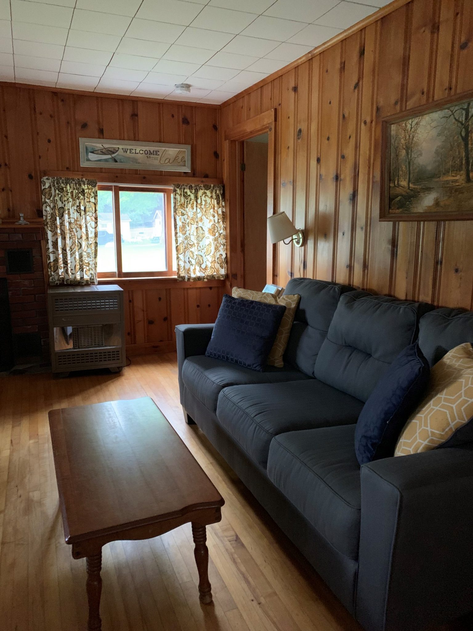 Pink Cottage Living Area Lake St. Catherine Cottages