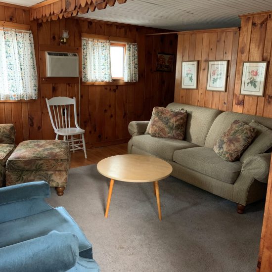 Red Cottage Lake St. Catherine Cottages