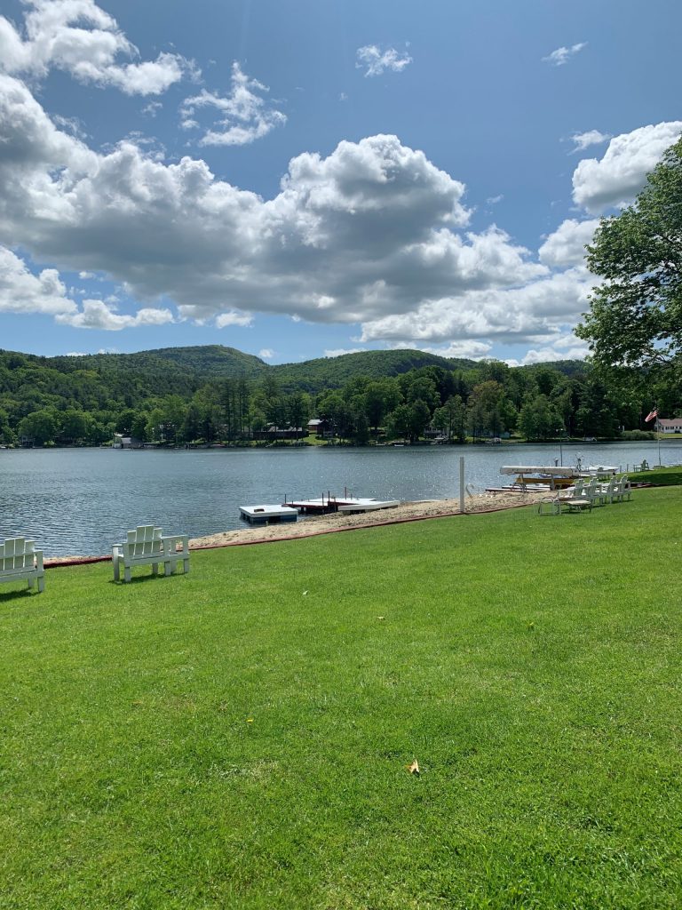 waterfront Lake St. Catherine Cottages
